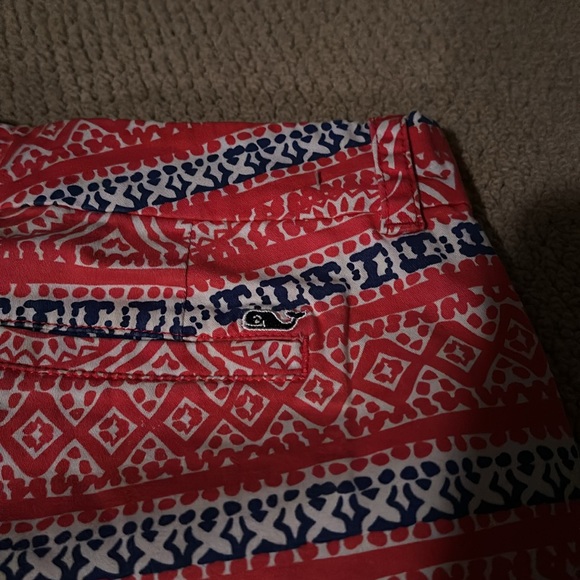 Vineyard vines shorts - Picture 3 of 4